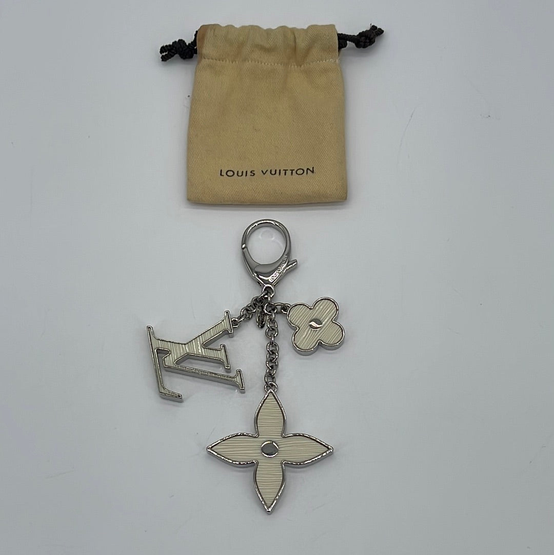 Louis Vuitton Silver key holder
