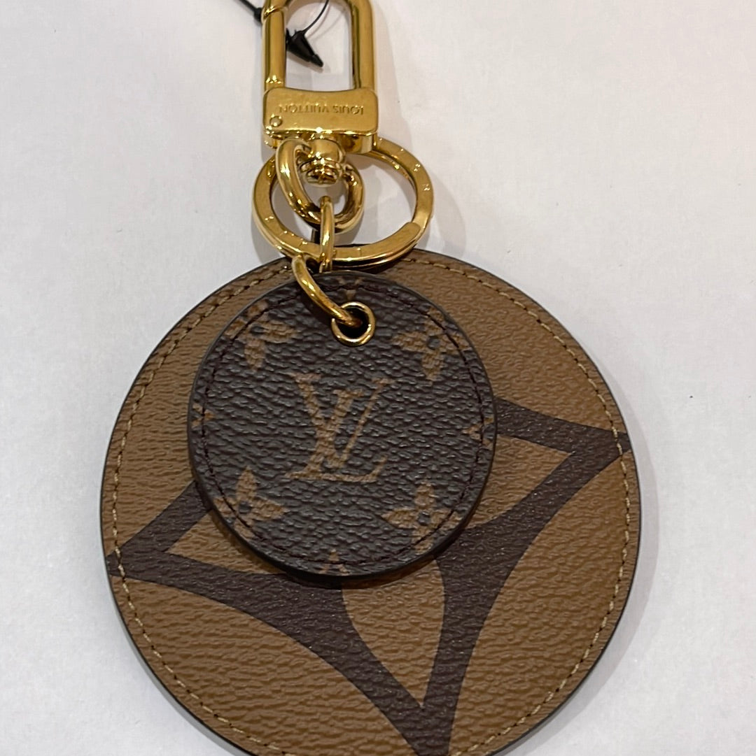 Shop Louis Vuitton MONOGRAM Monogram reverse key holder and bag