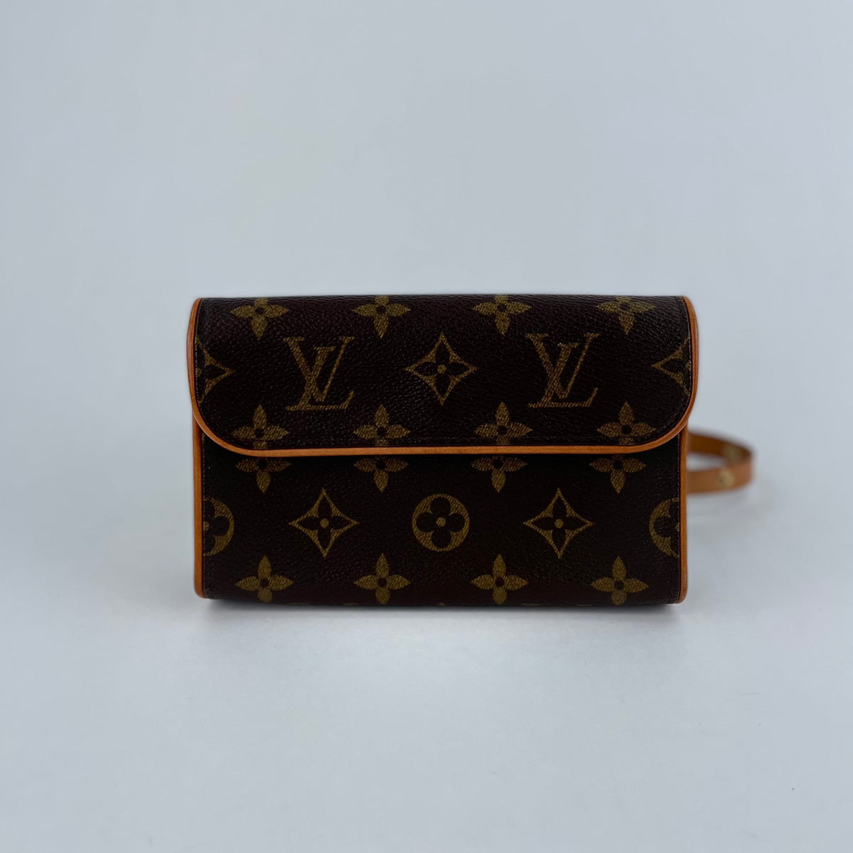 Louis Vuitton - PLEASE MESSAGE ME PRIOR TO PURCHASE - Depop