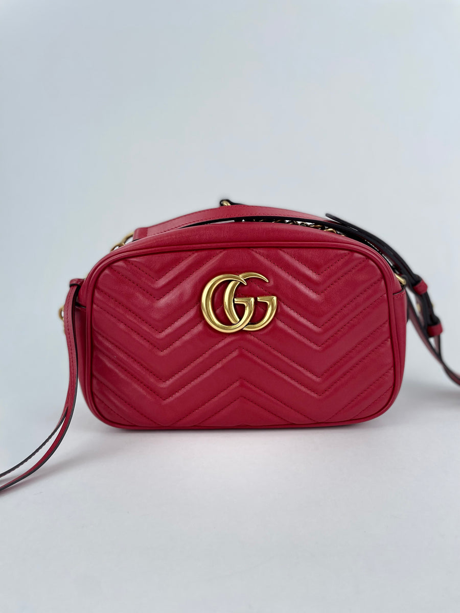 Gucci Marmont matelasse small red leather bag