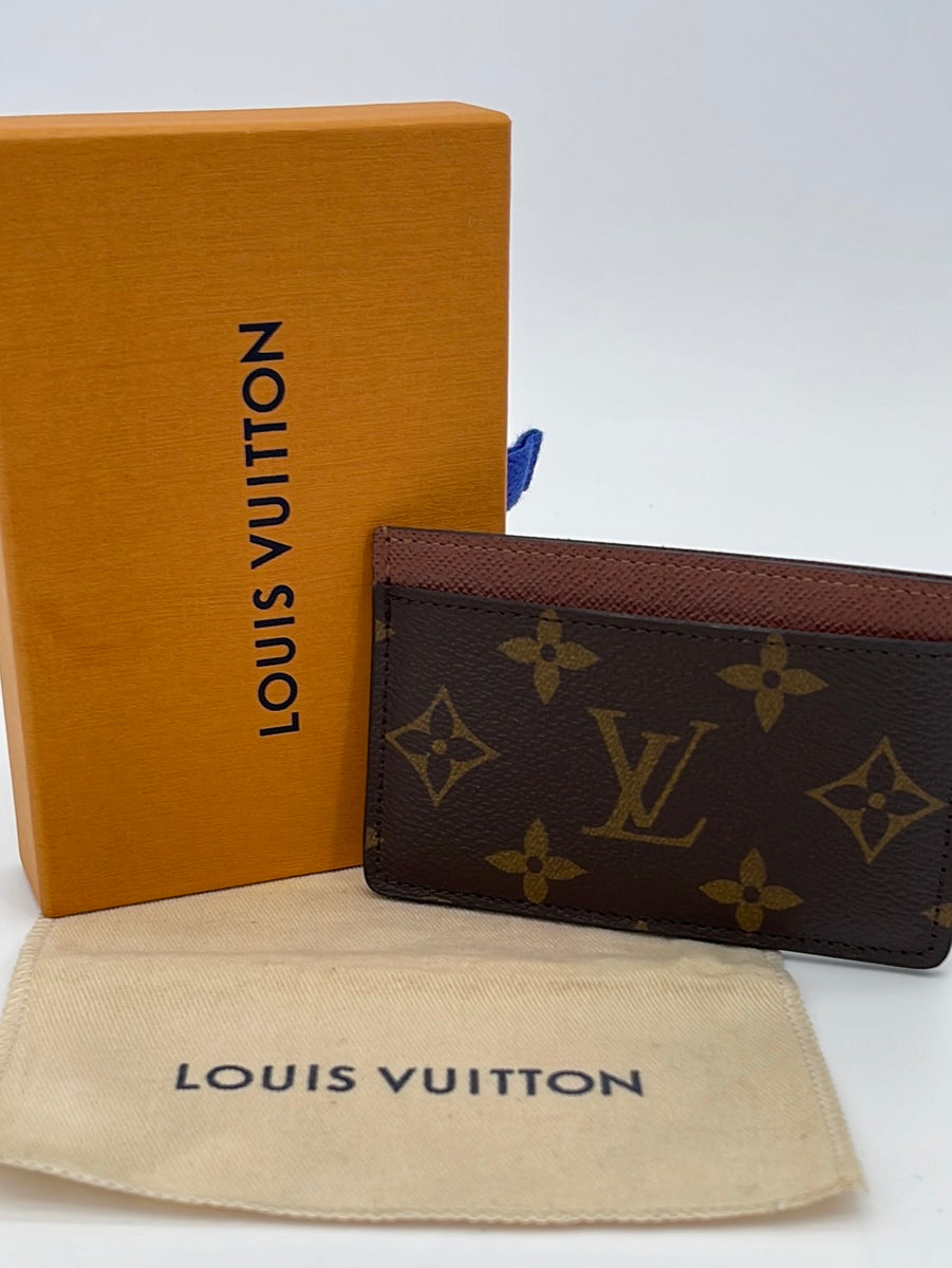 PRELOVED Louis Vuitton Monogram Canvas Card Case MI884 090123 – KimmieBBags  LLC