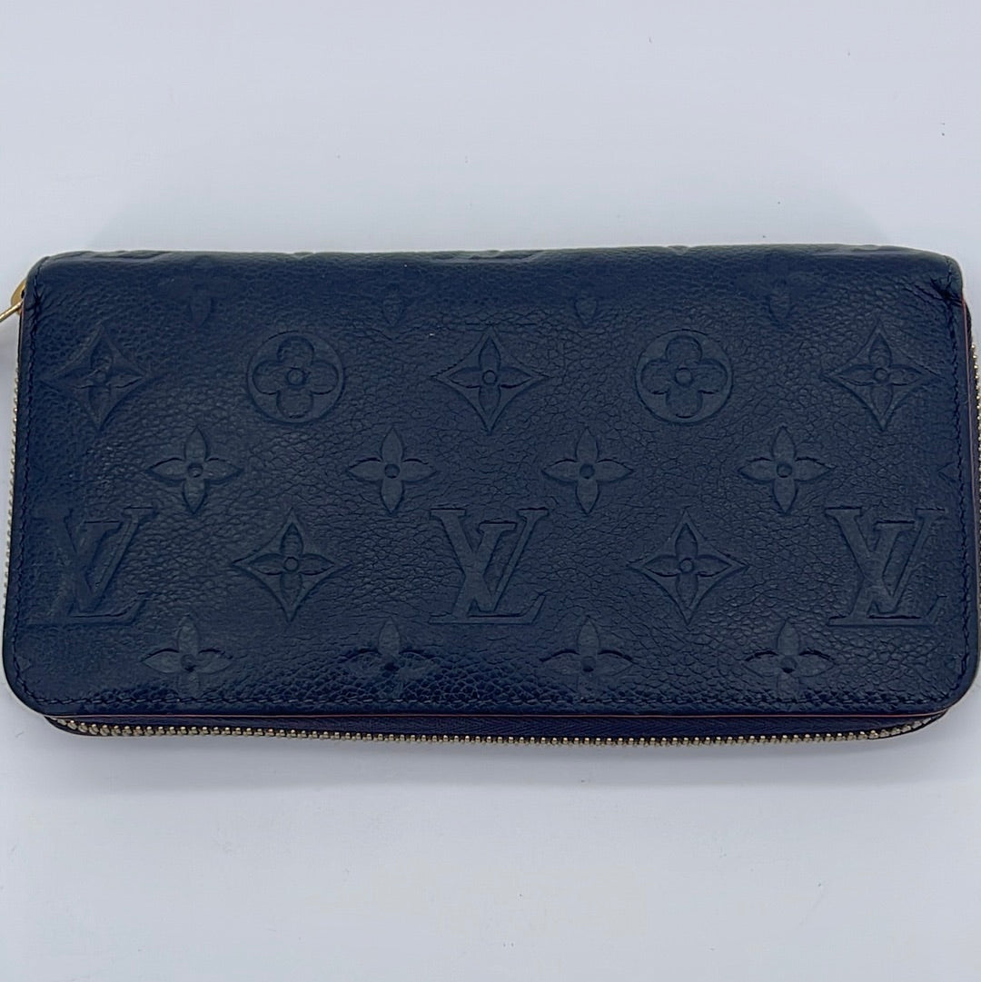 Preloved Louis Vuitton Pink EPI Leather Zippy Wallet CA1106 091023