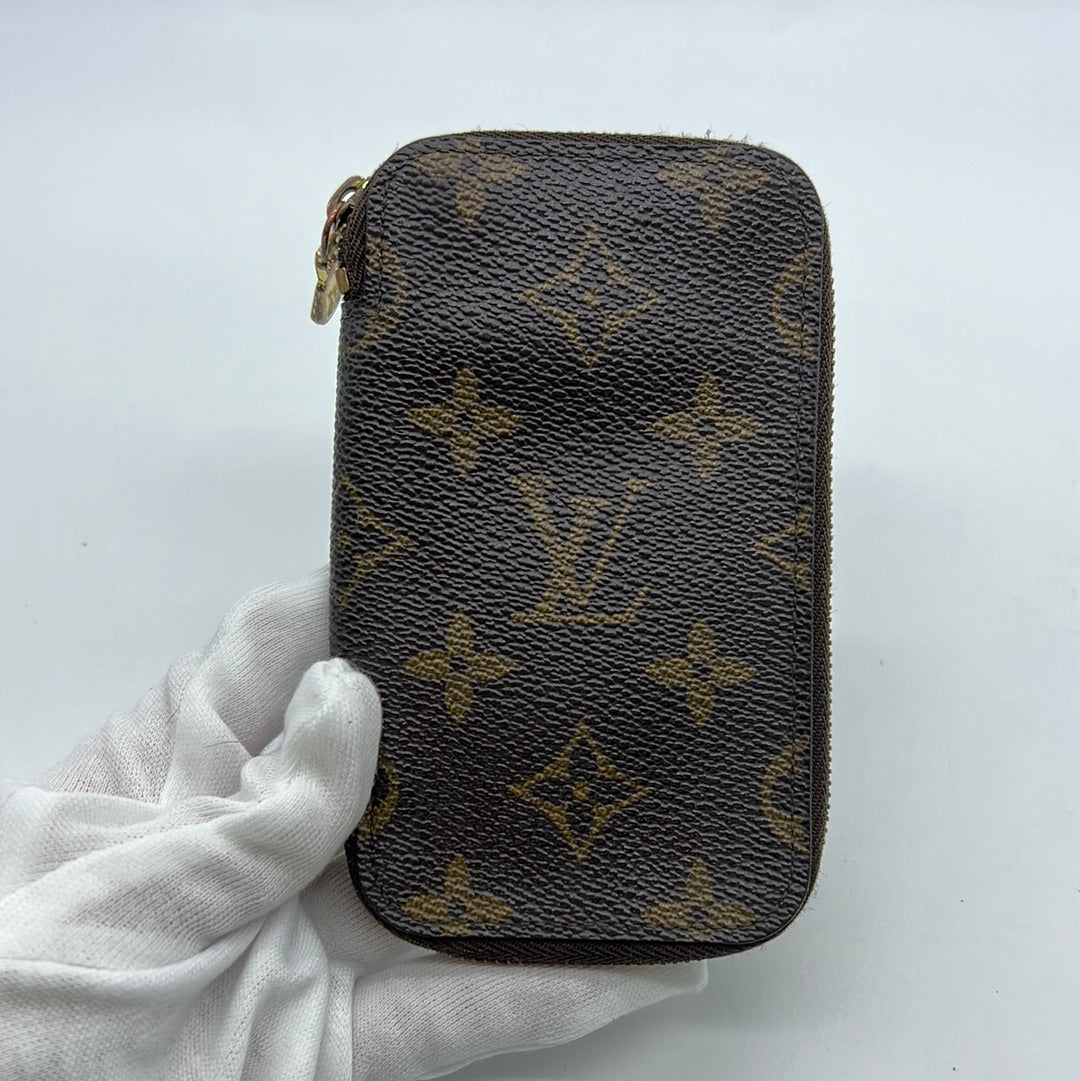 Louis Vuitton Vintage Monogram Canvas Zip 6 Key Case Holder