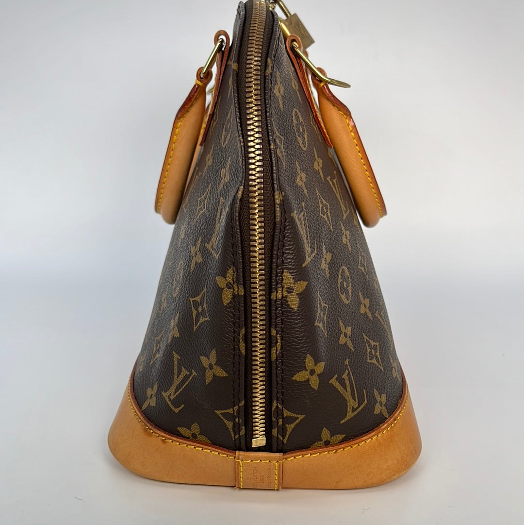 Louis Vuitton Alma Handbag 399333