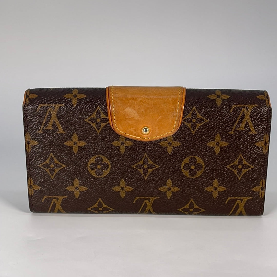 Louis Vuitton, monogram bowtie wallet. - Unique Designer Pieces