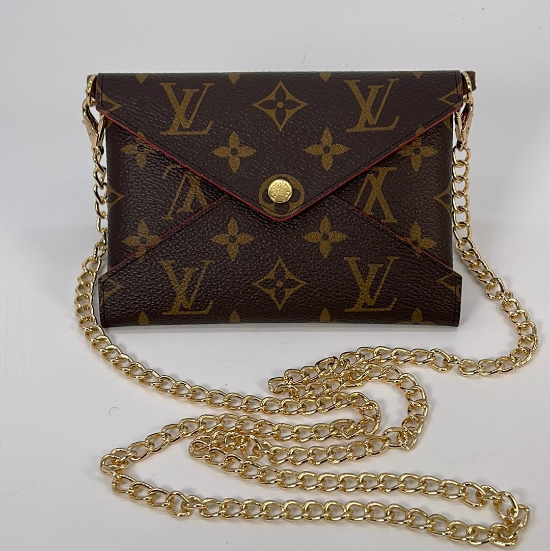 Preloved Louis Vuitton Monogram Fold Me Pouch Crossbody Bag 051823 –  KimmieBBags LLC