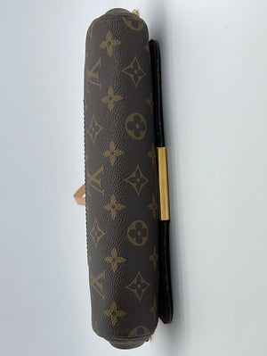 PRELOVED Louis Vuitton Monogram Favorite MM Shoulder Bag SD3176 071923 –  KimmieBBags LLC