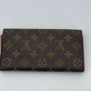 H PRELOVED Louis Vuitton Monogram Sarah Wallet QJDGV7K 051424