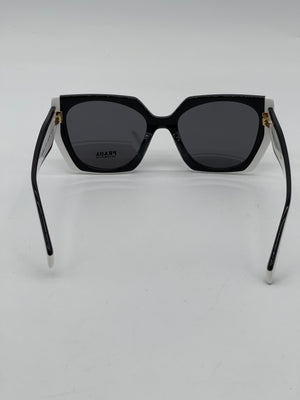 Like New Prada Black and White Sunglasses. BP43537403-A 091824 H