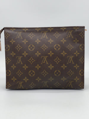 Vintage Louis Vuitton Monogram Toiletry 26 Pouch. 49VTKHT 092624 H