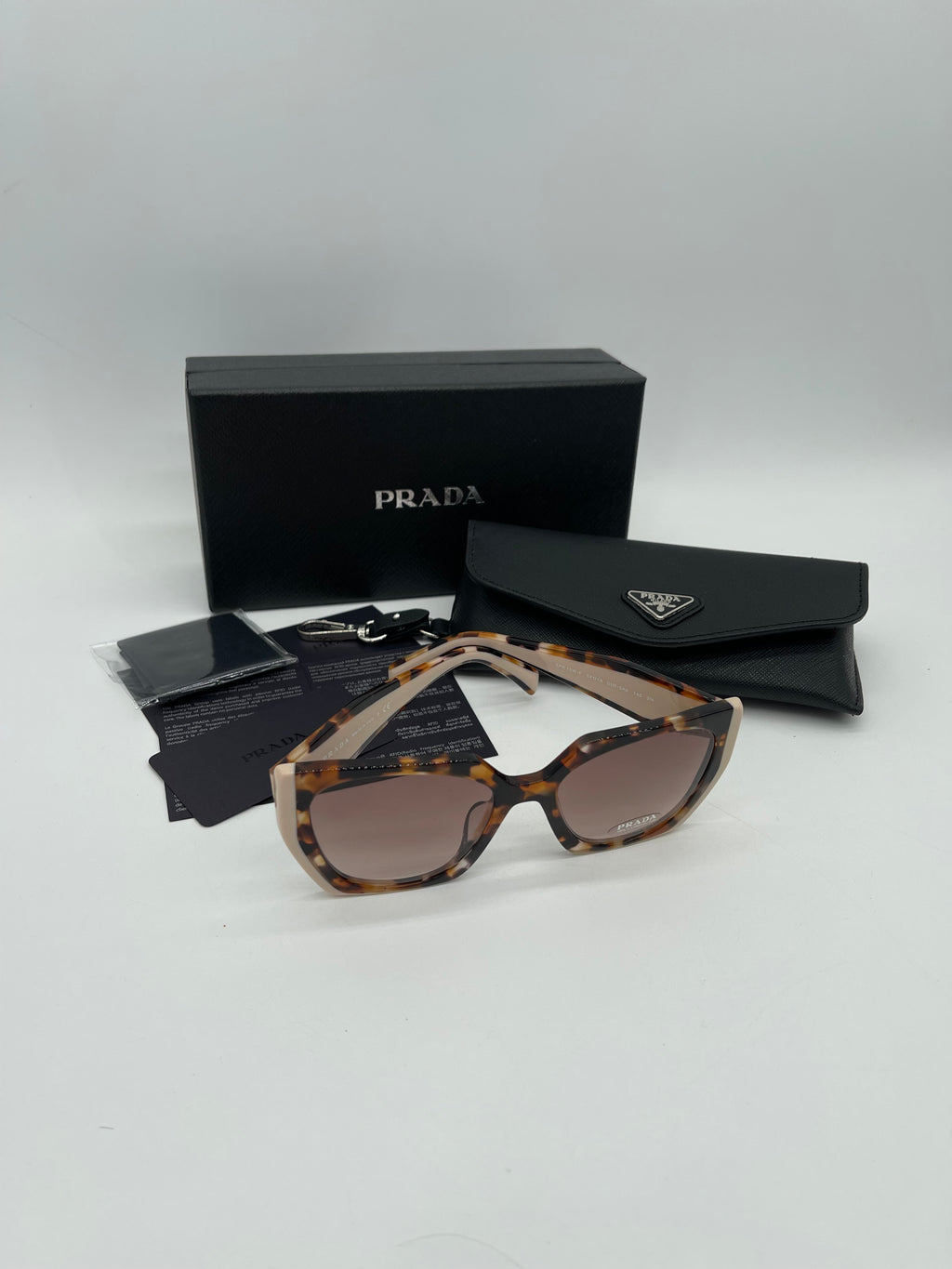 Like New Prada Caramel Tortoise Sunglasses SPR15W-F 01R-0A6 090524 H