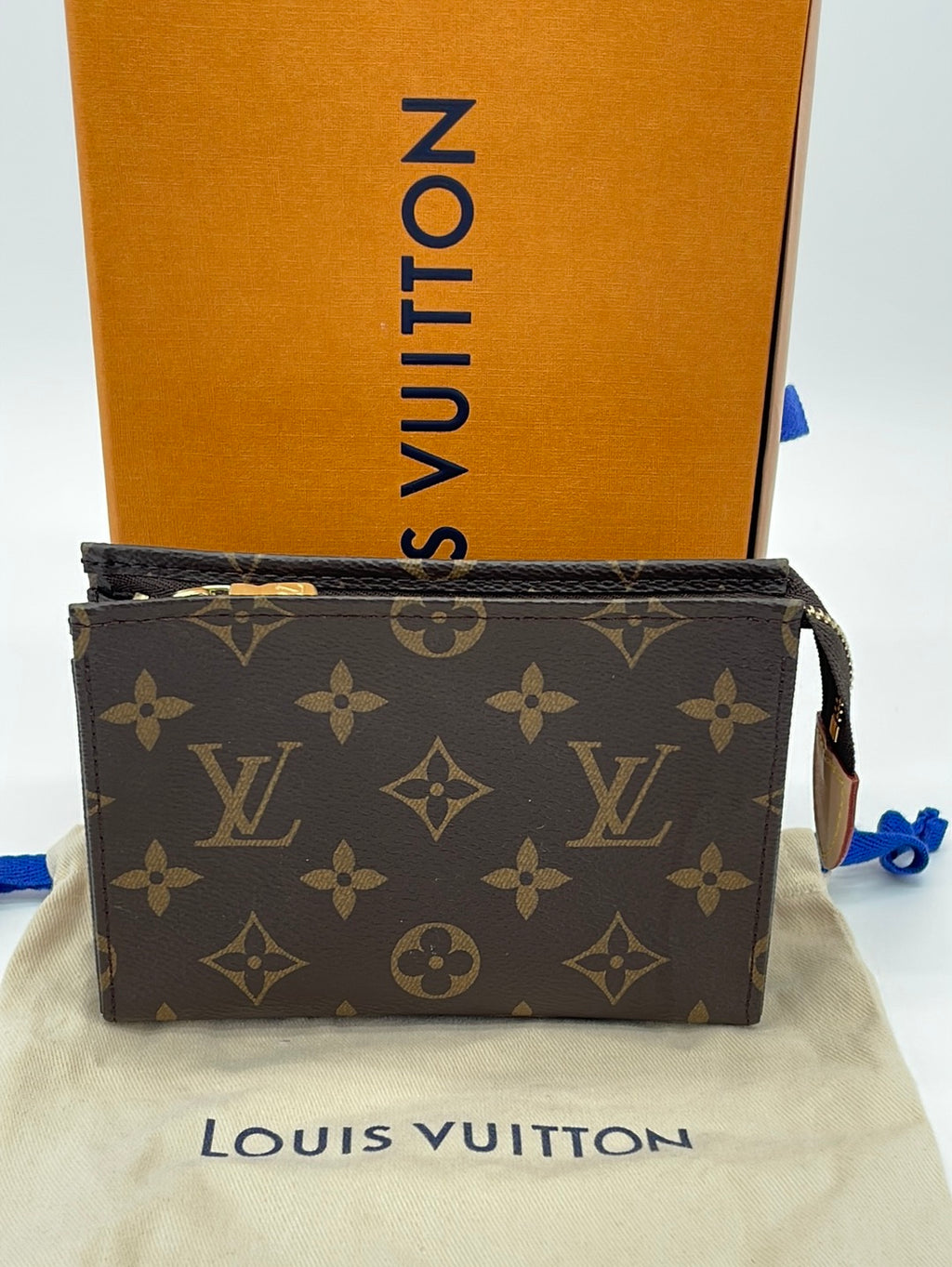 Preloved  Louis Vuitton Monogram Toiletry 15 Pouch W9WMGMT 041624 P