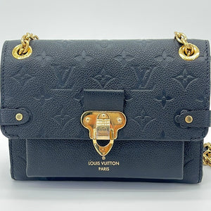 Crossbody leather handbag Louis Vuitton Black in Leather - 25110304