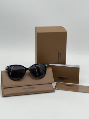 New Burberry Black Gradient Sunglasses. DY08637723G 092624 H