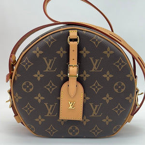 Louis Vuitton Monogram Canvas Boite Chapeau Souple MM Bag Louis