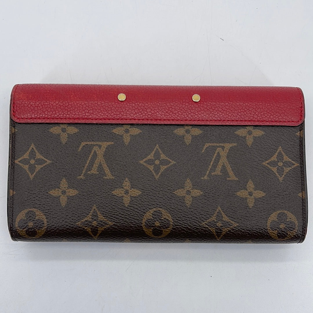 Preloved Louis Vuitton Monogram Denim Patchwork Fiore Chain Wallet 052 –  KimmieBBags LLC