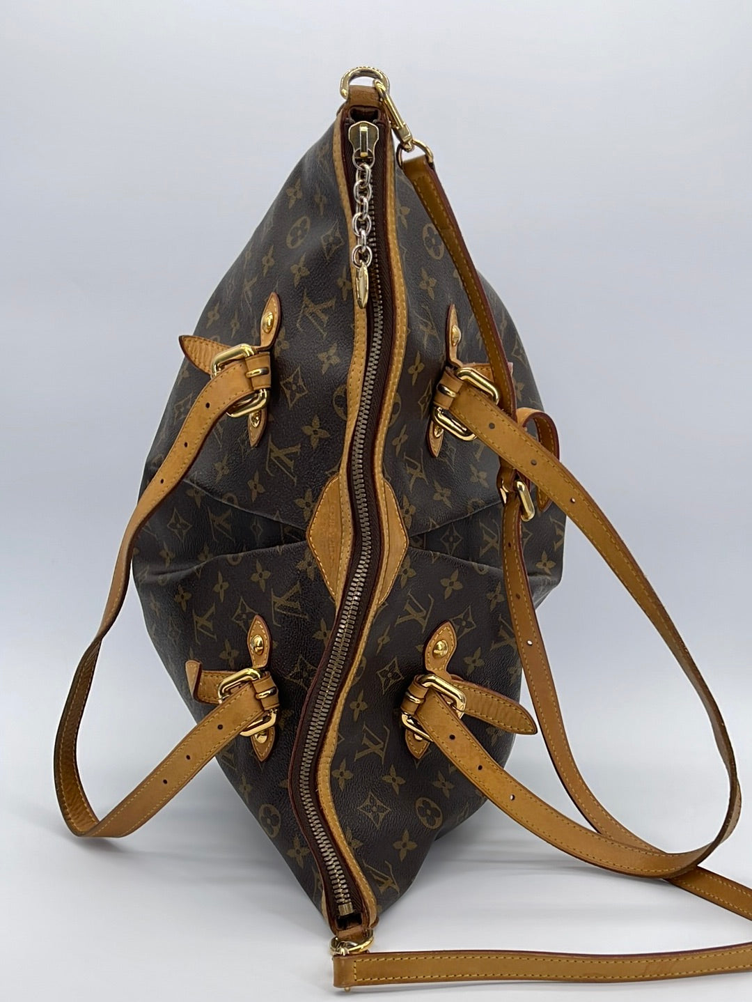 Preloved Louis Vuitton Monogram Mat Wilwood Tote Bag TH0072 080123 –  KimmieBBags LLC