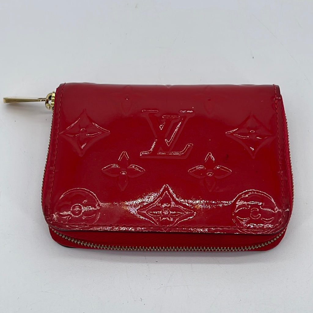 PRELOVED Louis Vuitton Red Vernis Zippy Coin Purse 9DJWHQ2 050724 H