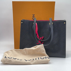 Giftable Preloved Louis Vuitton White EPI OnTheGo mm Tote with Blue Interior TR0270 081123