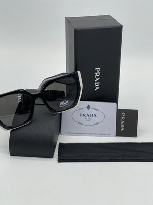 Like New Prada Black and White Sunglasses. SYK120226377 092324 H