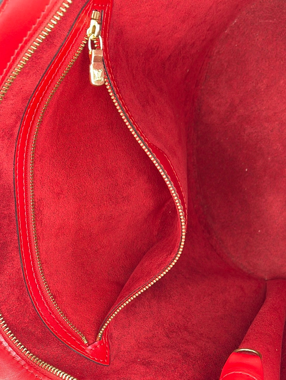 Louis Vuitton Epi Saint-Jacques GM Shoulder Bag – Timeless Vintage