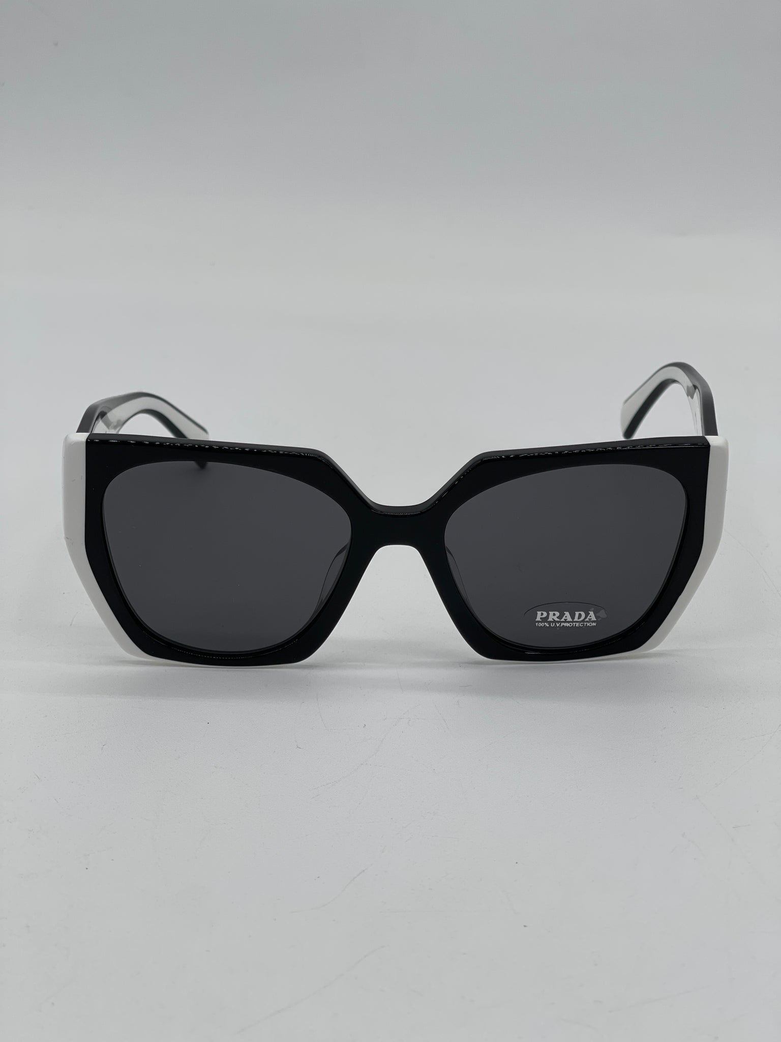 Like New Prada Black and White Sunglasses. BP43537403-A 091824 H