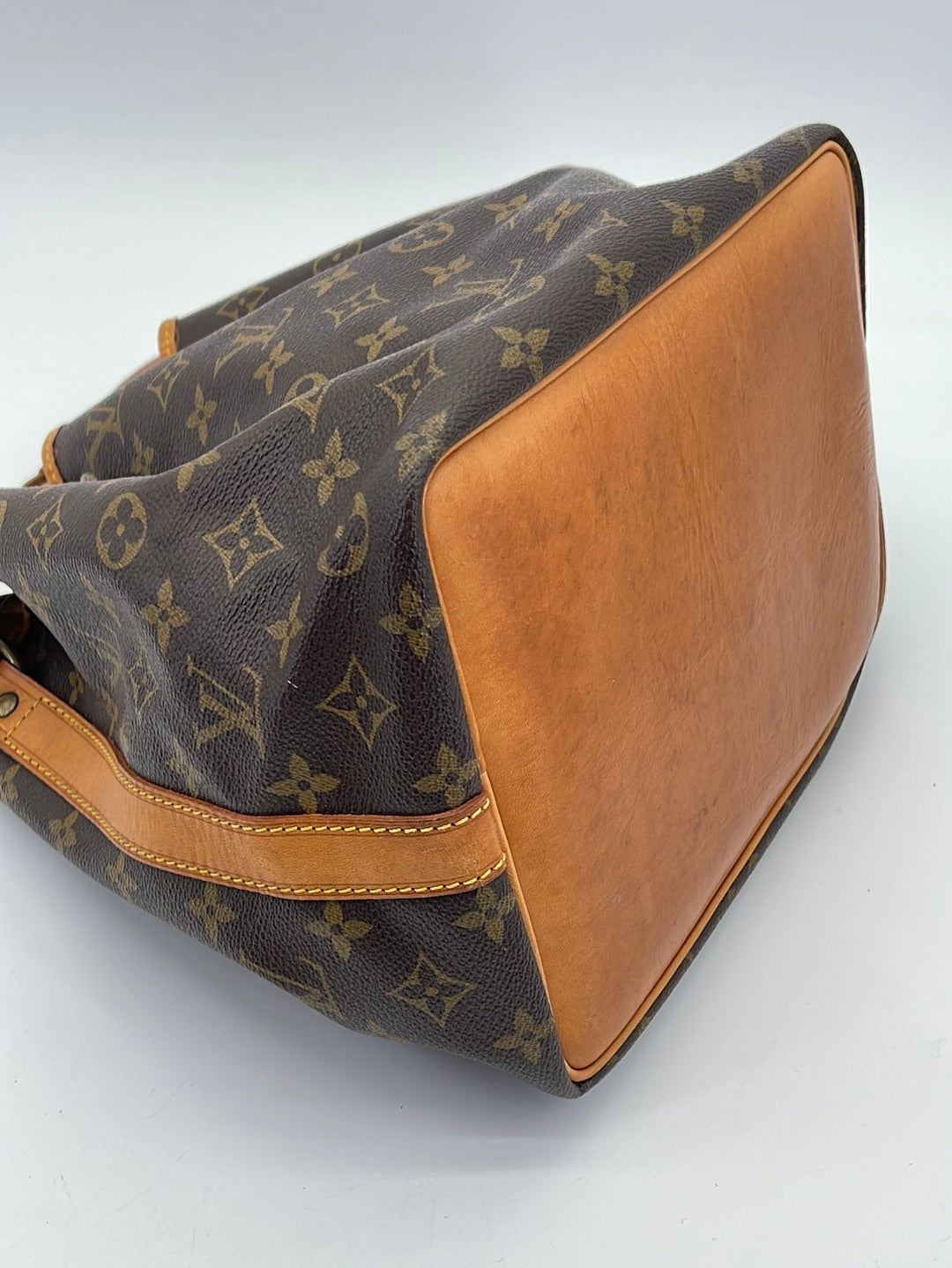 LOUIS VUITTON Coated Canvas Brown Drawstring Monogram 1988 Petite Noe -  Article Consignment in 2023