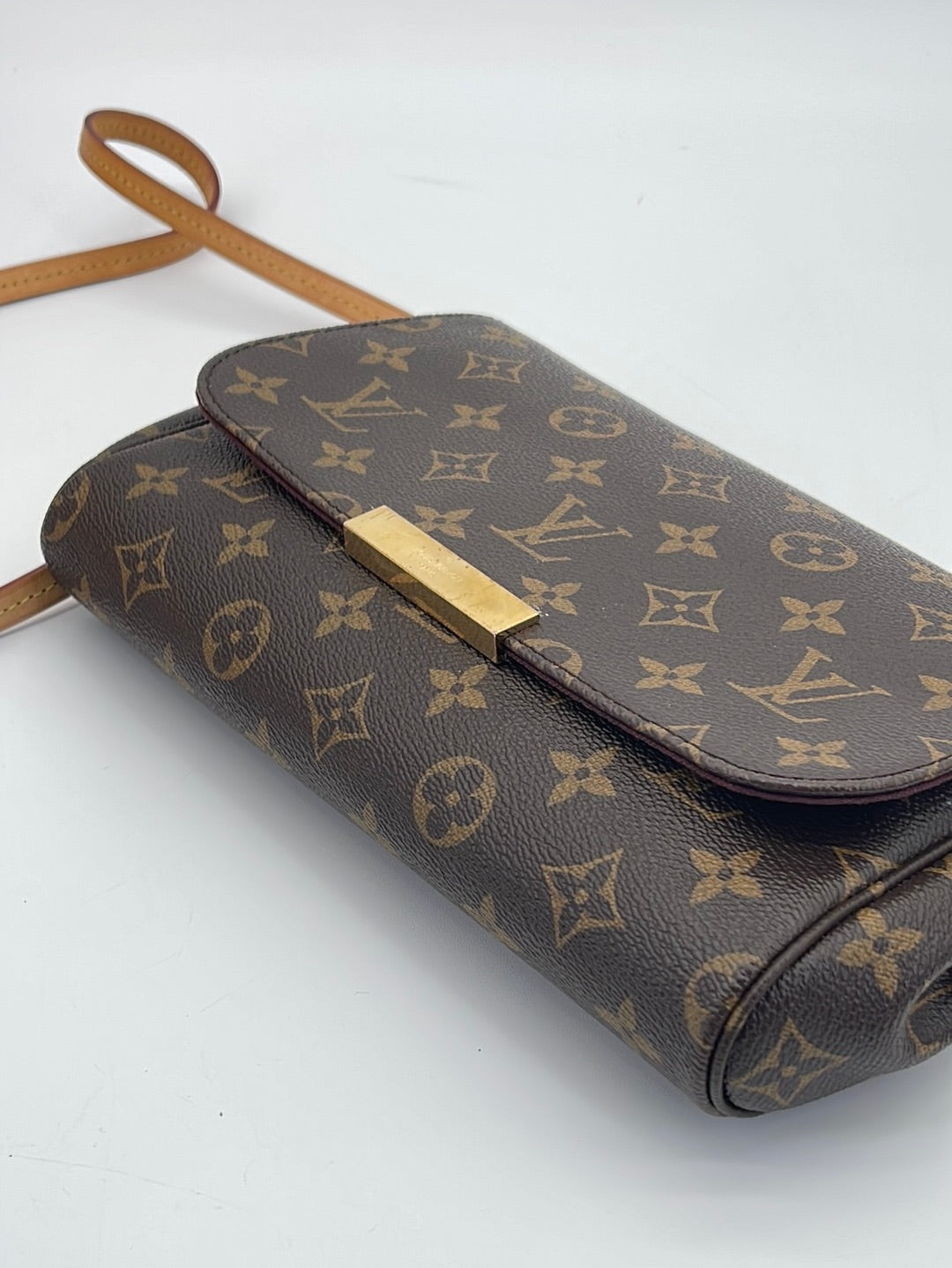 Louis Vuitton, Bags, Sold Louis Vuitton Favorite Mm Monogram Rare