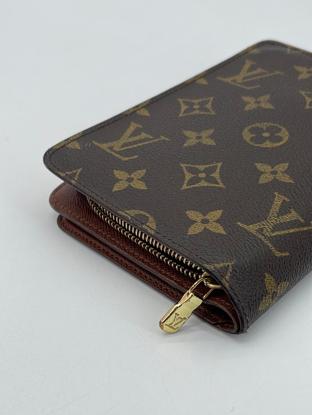 Preloved Louis Vuitton Monogram Porte Papier Zippe Bifold Wallet R89BWY6 040924 P