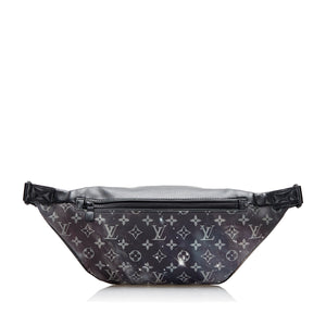 GIFTABLE PRELOVED Louis Vuitton Monogram Galaxy Discovery Bumbag DRWT94B 030724 Y