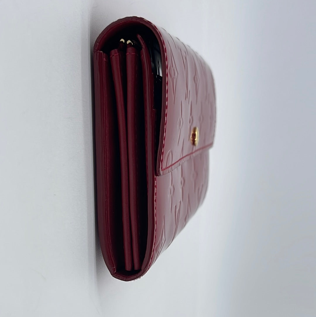 PRELOVED Louis Vuitton Burgundy Monogram Vernis Sarah Wallet TR3162 05 –  KimmieBBags LLC