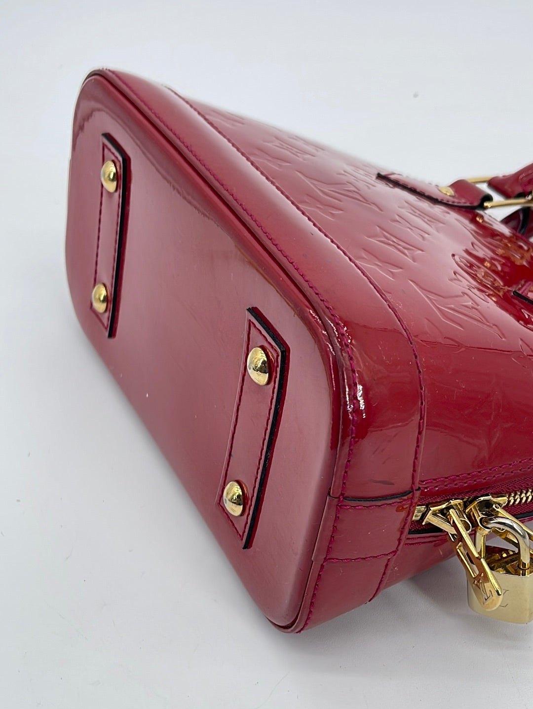 PRELOVED Louis Vuitton Red Vernis Alma BB Crossbody Bag MI3184