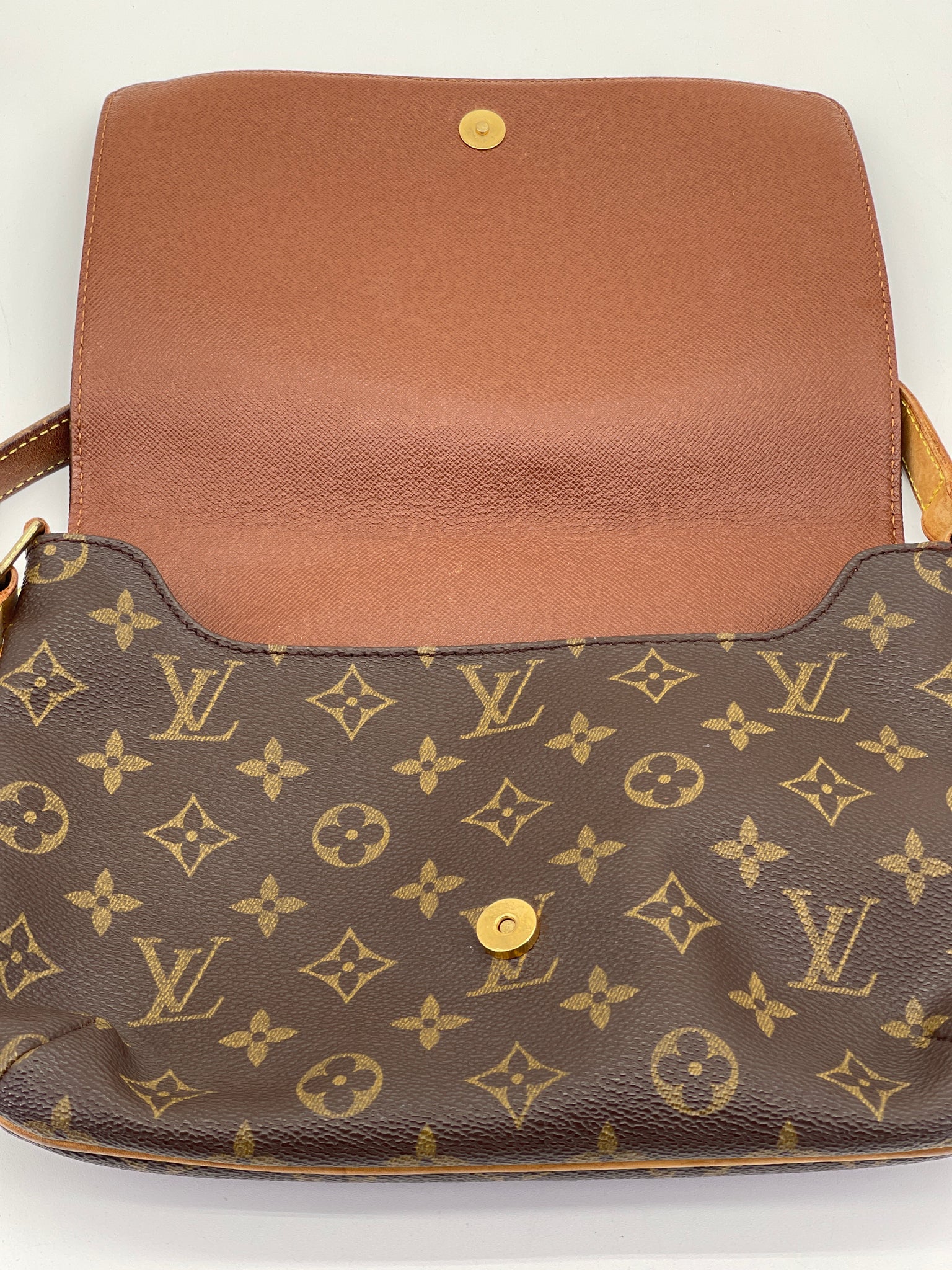 PRELOVED Vintage Louis Vuitton Musette Tango Shoulder Bag X224943 071624 H