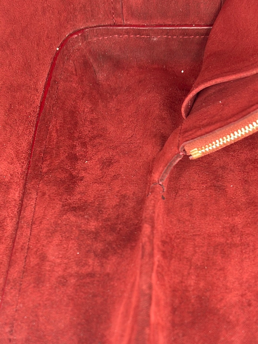 082923 Preloved Louis Vuitton Monogram and Red Leather Kimono MM Handb –  KimmieBBags LLC