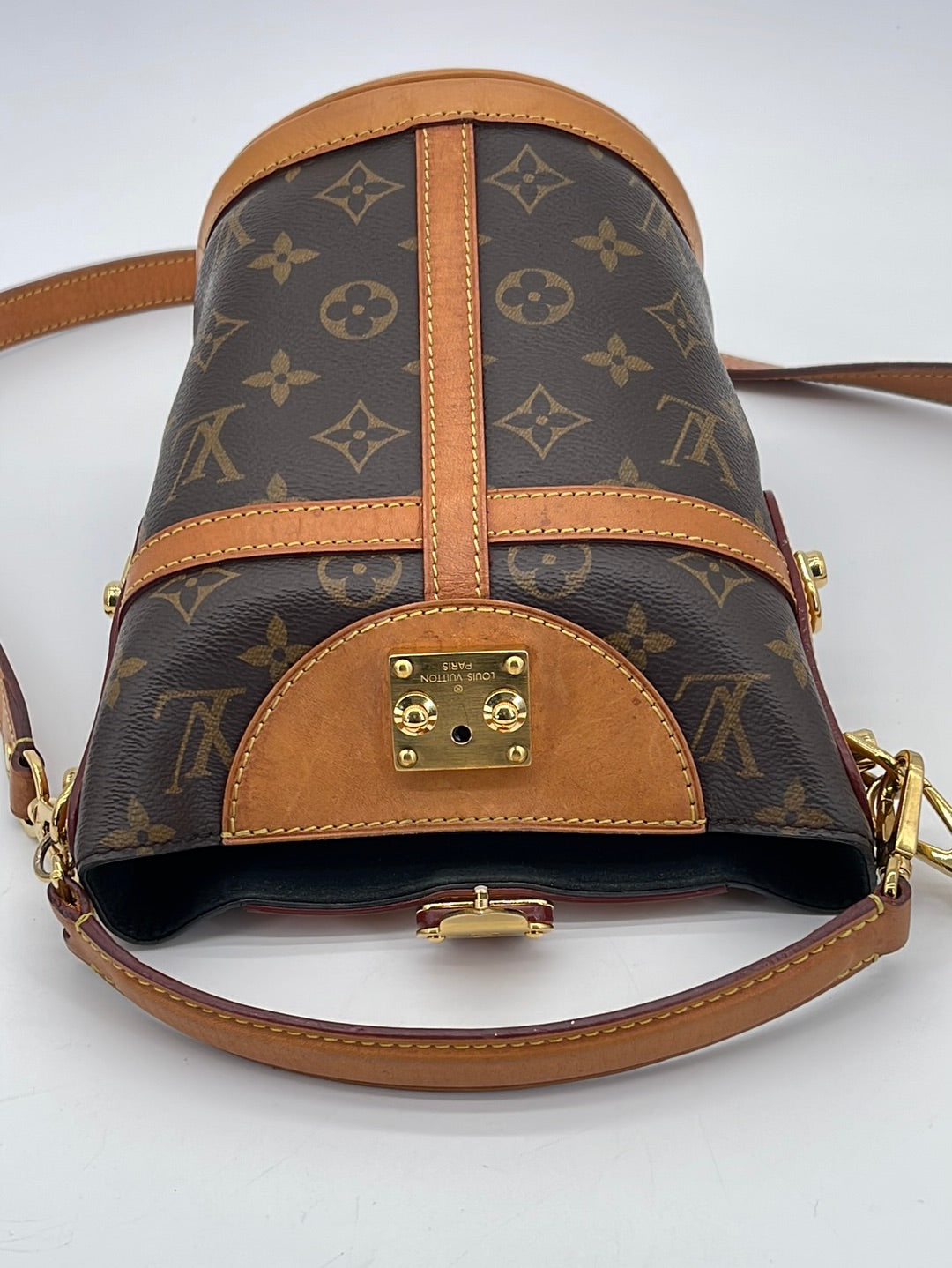 Louis Vuitton Duffle Bag Small, Monogram, Preowned in Dustbag WA001