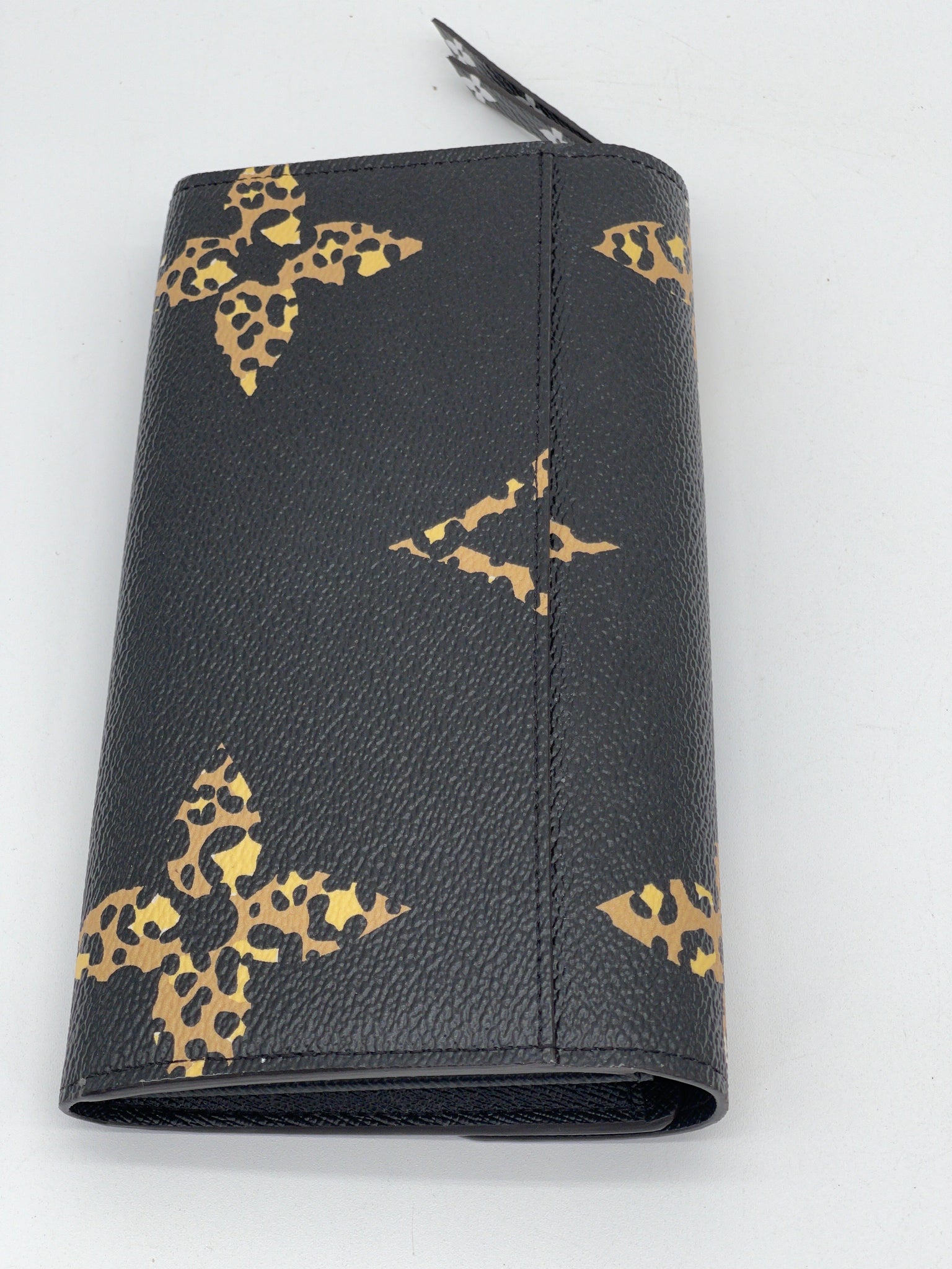 Pre Loved Louis Vuitton Limited 2019 Black Monogram Giant Jungle Sarah Wallet. CRWC8XB 073124 P