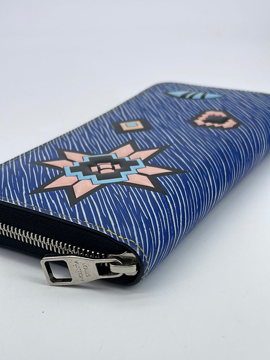 Zippy Wallet Totem Monogram