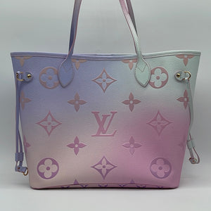 Authentic NEW Louis Vuitton Pastel Escale Giant Monogram Neverfull MM  Shoulder Bag