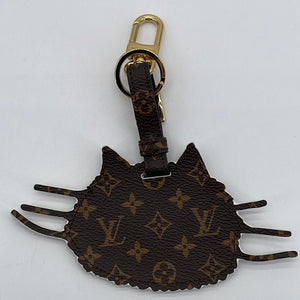 rare LOUIS VUITTON Grace Coddingtom Catogram grey epi cat bag charm key  holder
