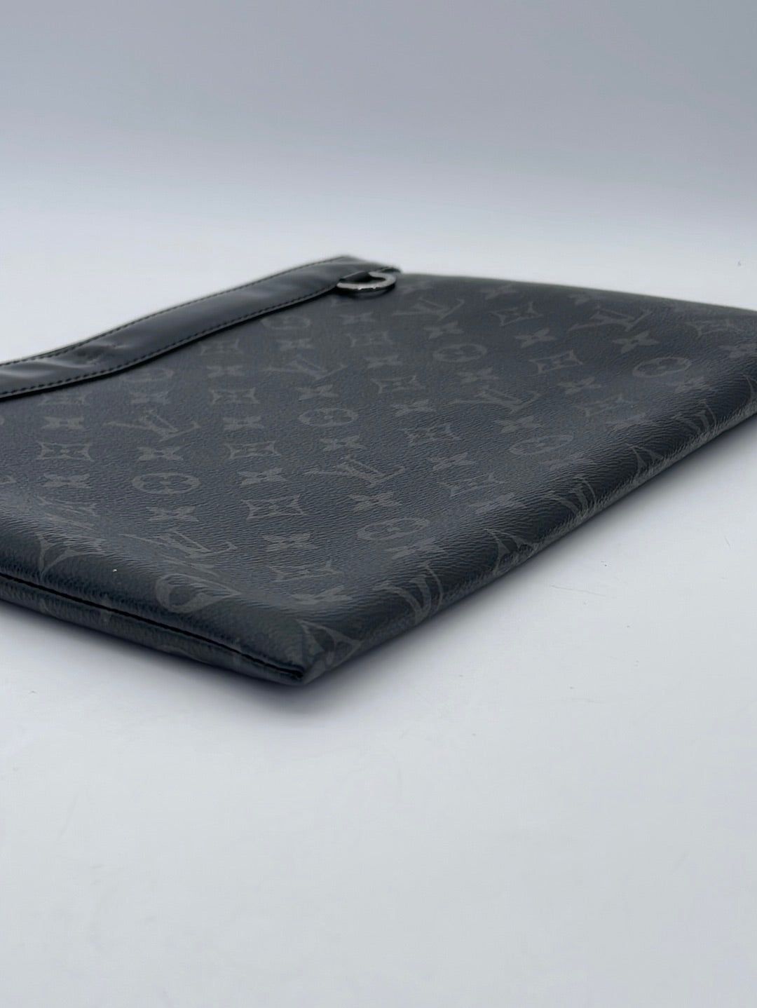Shop authentic Louis Vuitton Monogram Eclipse Discovery Pochette at revogue  for just USD 700.00