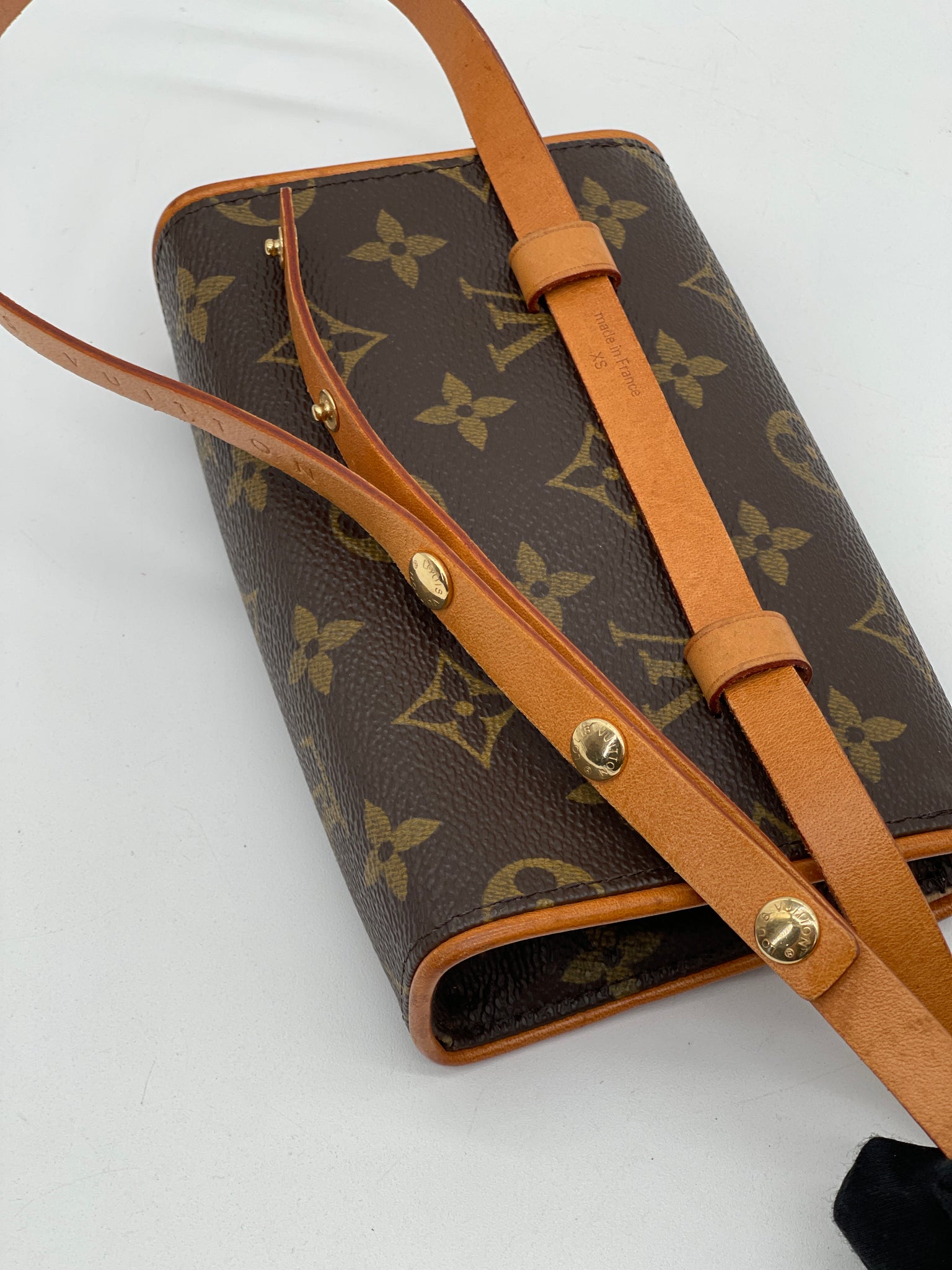 Preloved Louis Vuitton Monogram Pochette Florentine XSmall Belt Bag. 346HD9X 101724 H