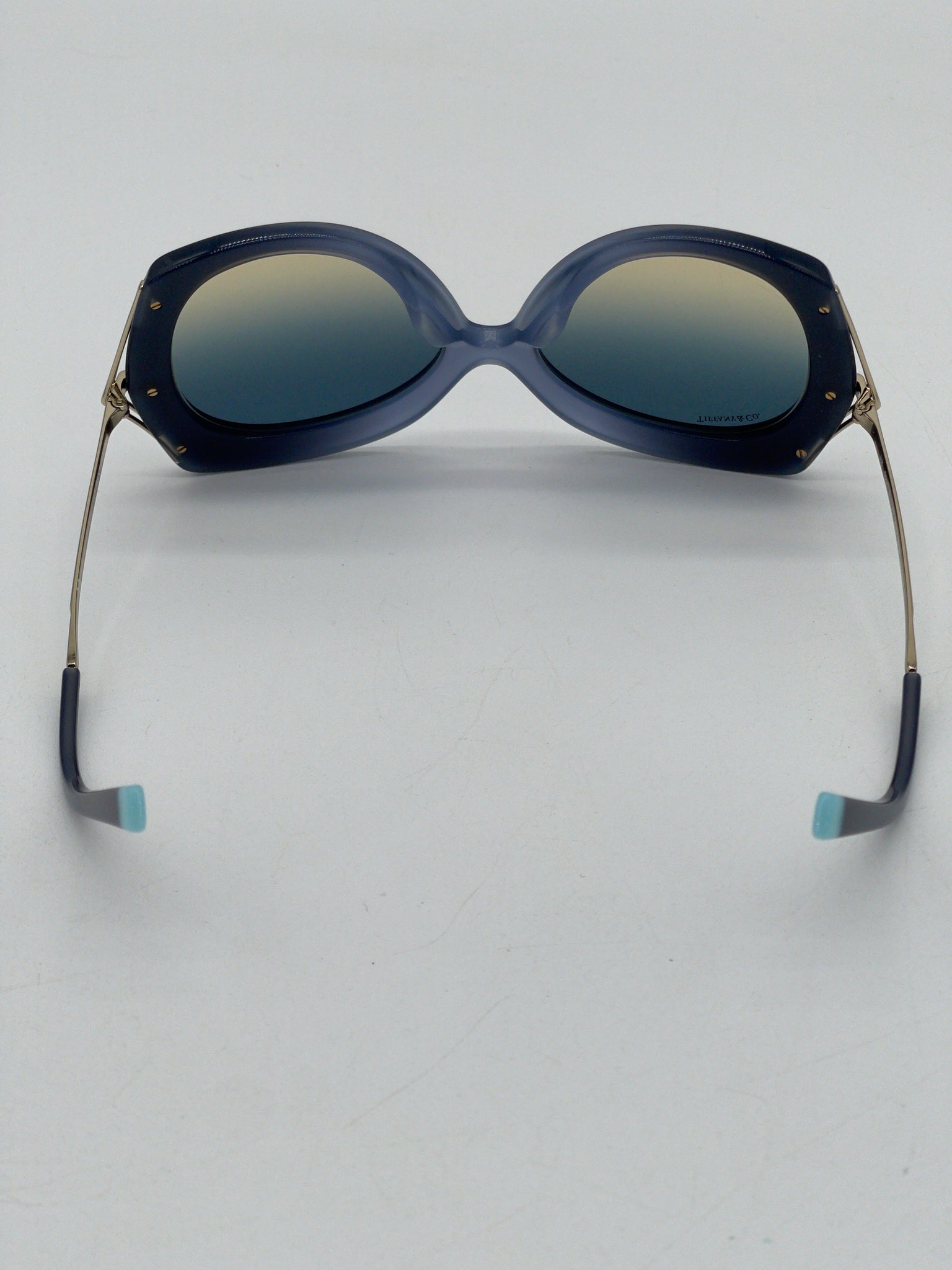 Preloved Tiffany & Co. Blue Gradient with Gold Hardware Sunglasses. BT14601822 091124 H