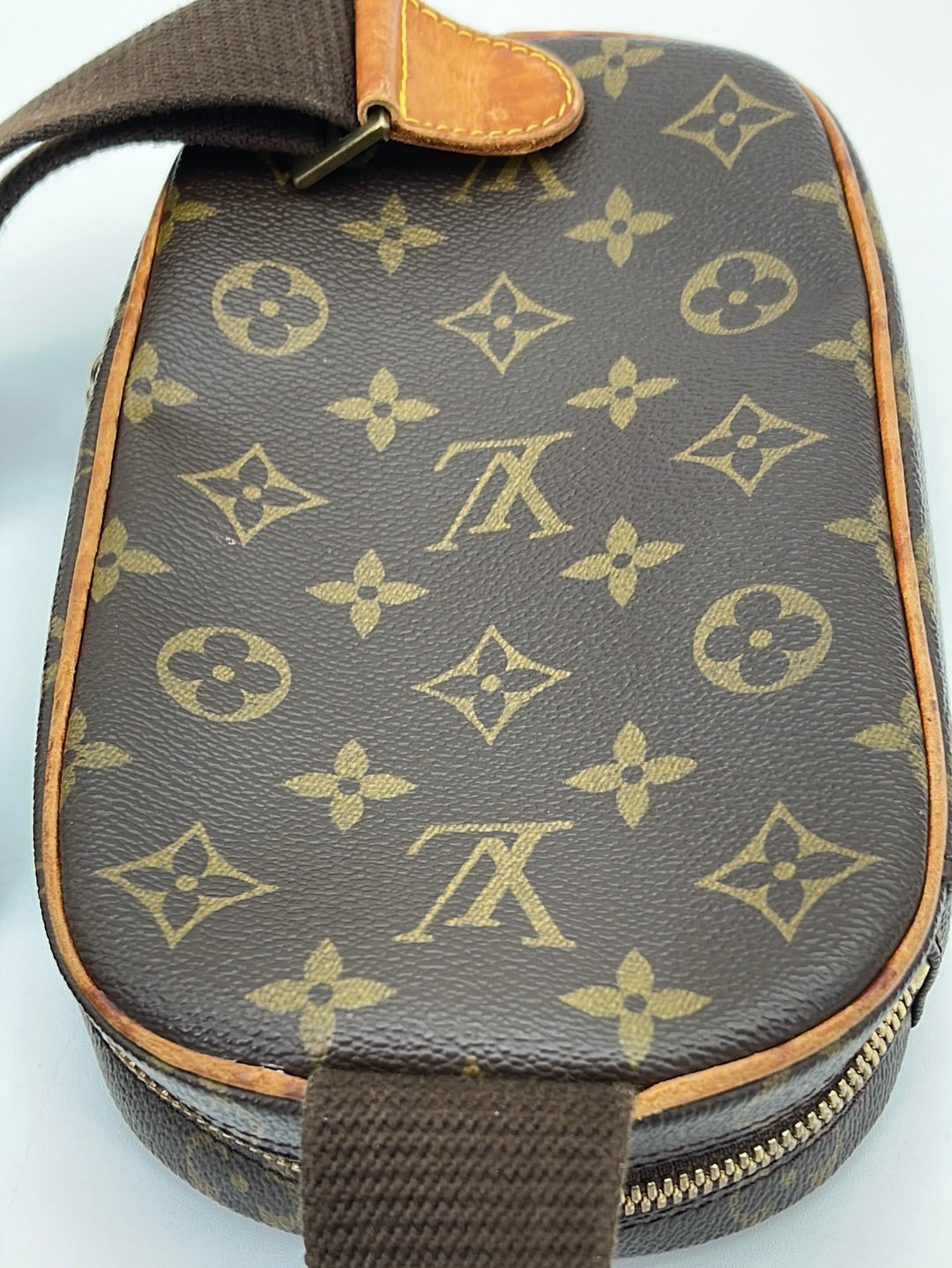 H PRELOVED Louis Vuitton Gange Monogram Crossbody Shoulder Bag 9XBDM7K 051424