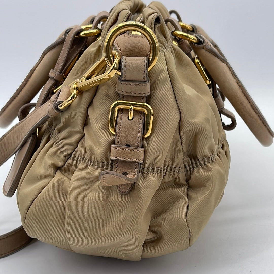 Prada Ring Handbag – In Wang Vintage