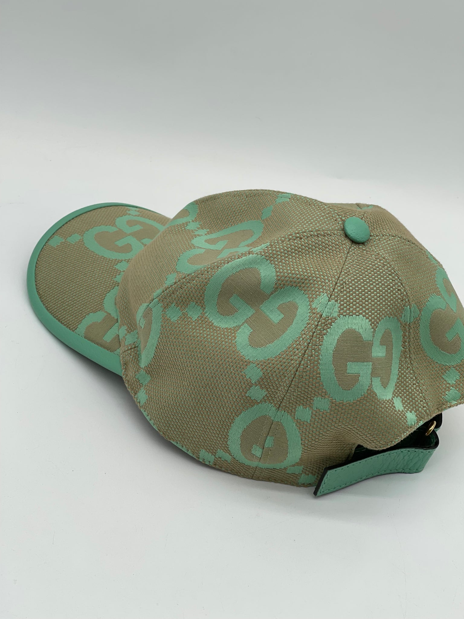 Preloved Gucci Jumbo GG baseball Hat in Beige/ Mint Green Canvas. Size Large, 58Cm. 735011601491 120224 P