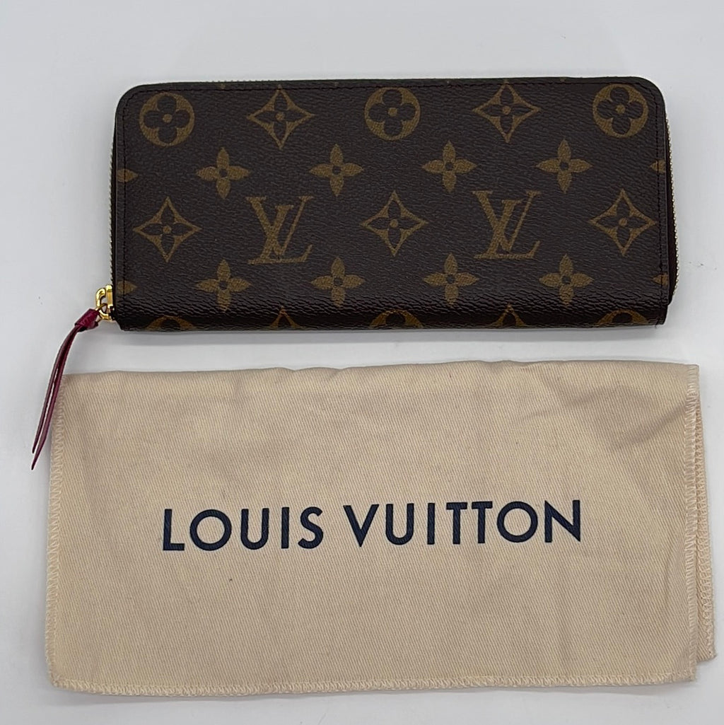 Like New) Louis Vuitton Limited Edition Escale Monogram Giant Kirigam –  KimmieBBags LLC