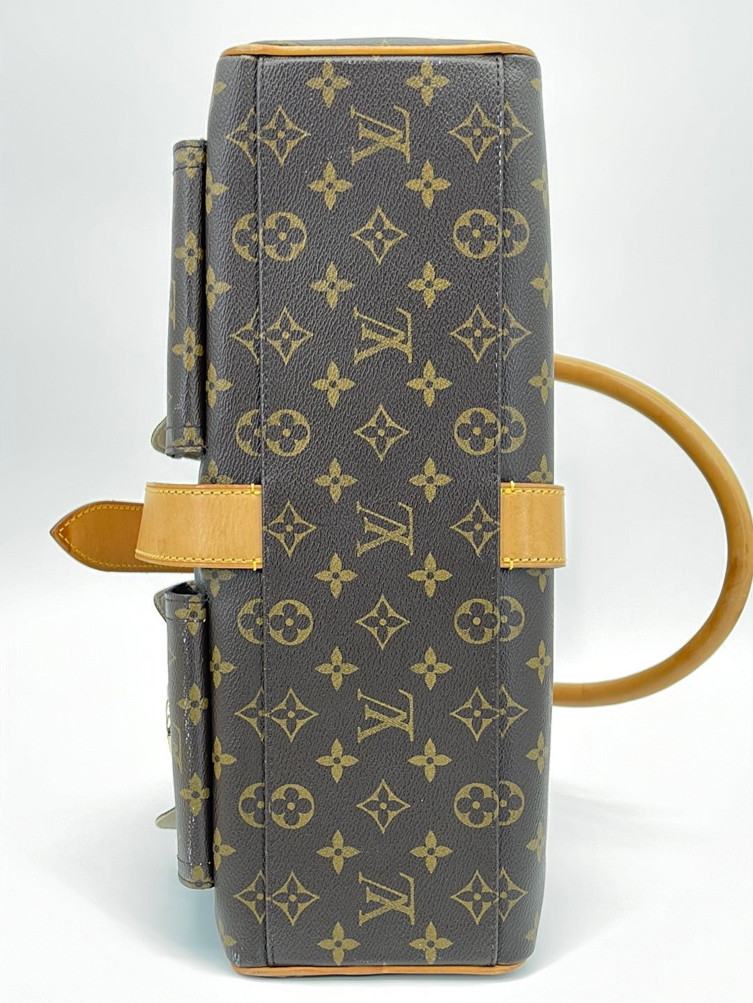 Louis Vuitton Monogram Manhattan GM Handbag