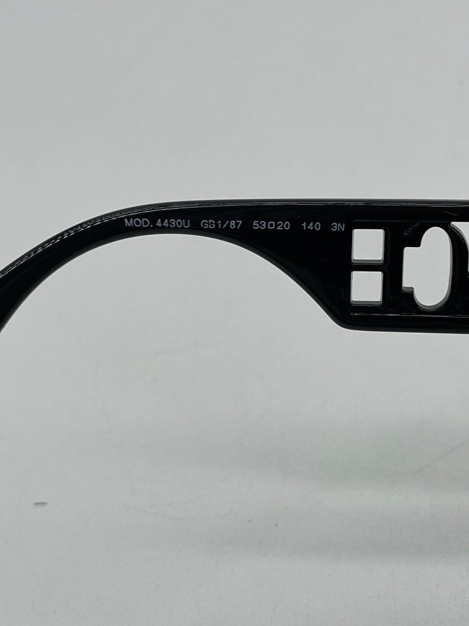 New Versace Black Logo Sunglasses. PV11109527F 092624 H