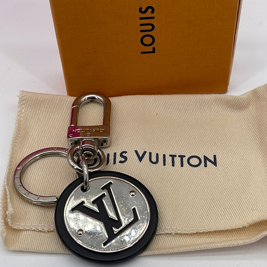 Preloved Louis Vuitton Unisex LV Circle Bag Charm 042424 H