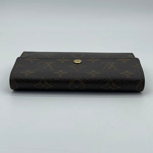 Preloved Louis Vuitton Monogram Portefeuille Alexandra Trifold Wallet DBRVHQX 052424 H